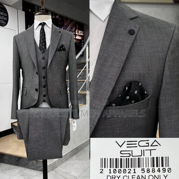 Classic Bespoke Men's Suit by Ramzotti - 1