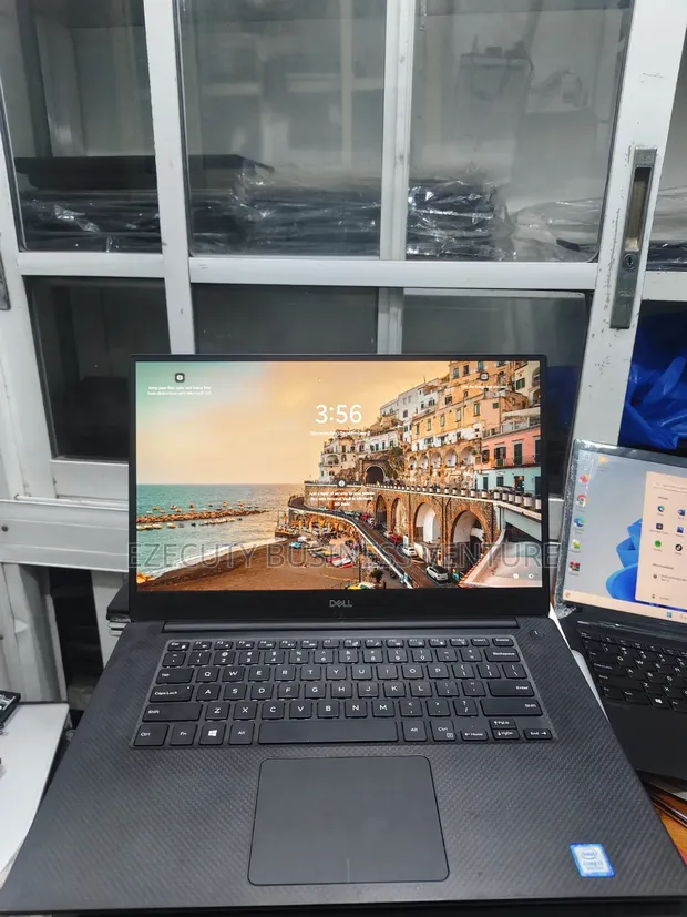 Dell Precision 5530 Laptop - Core i7, 16GB RAM, 512GB SSD - 1