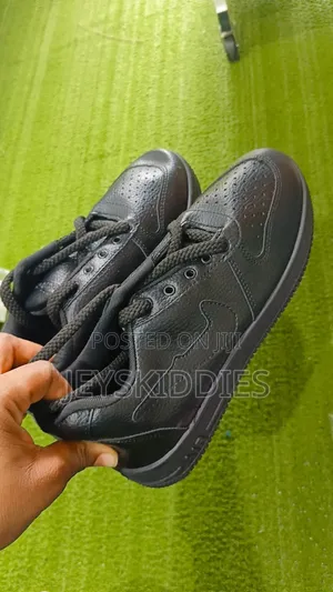 Boys Quality Hi-Way School Shoes - Size 41
