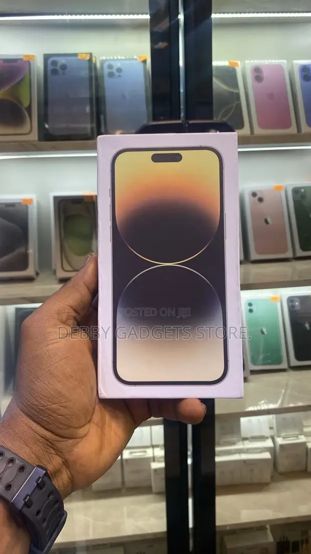 New Apple iPhone 14 Pro Max 256GB Gold - 1