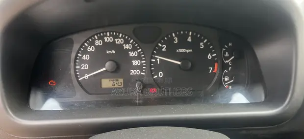 Suzuki Maruti 2010 Silver - 1