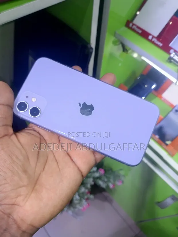 Apple iPhone 11 64GB Purple (No Face ID) - 1