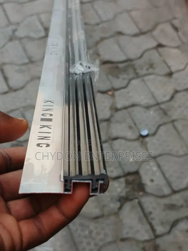 Aluminum Step Profile Bayan Kammala Aikin - 1