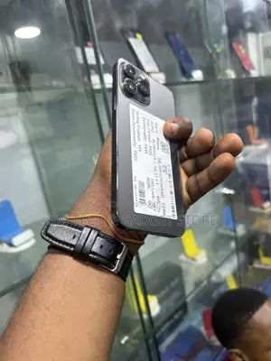 Apple iPhone 13 Pro Max 256GB Baki (UK Amfani)