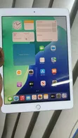 Apple iPad 10.2 (2020) Wi-Fi 32GB White - 1