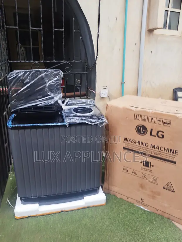 LG 8kg Twin Tub Washing Machine - 1