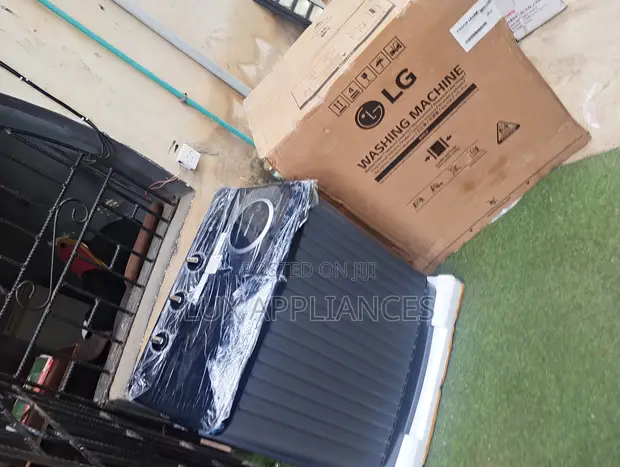 LG 8kg Twin Tub Washing Machine - 1