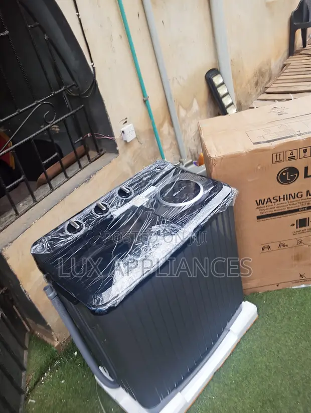 LG 8kg Twin Tub Washing Machine P800R3AGNC - 1
