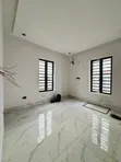 3-Bedroom Flat da BQ Sayarwa a Shomolu, Legas - 2