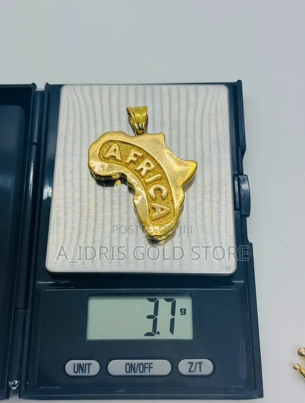 18 Karat Asalin Zinare Sarkar da Pendant - 1