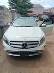 Mercedes-Benz GLA 250 2017 Farin Kirfa - 3