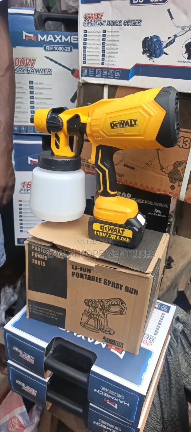 Dewalt Cordless Spray Gun with 2 Batteries - 1