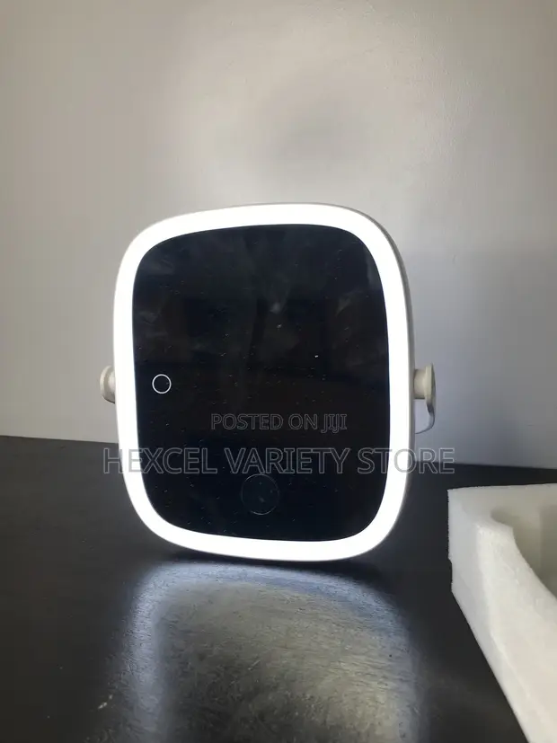 Lighted Double-Sided Vanity Mirror (Rechargeable) - 1