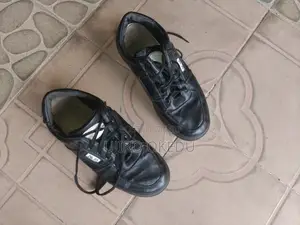 Unisex Nike Air Sneakers - Black