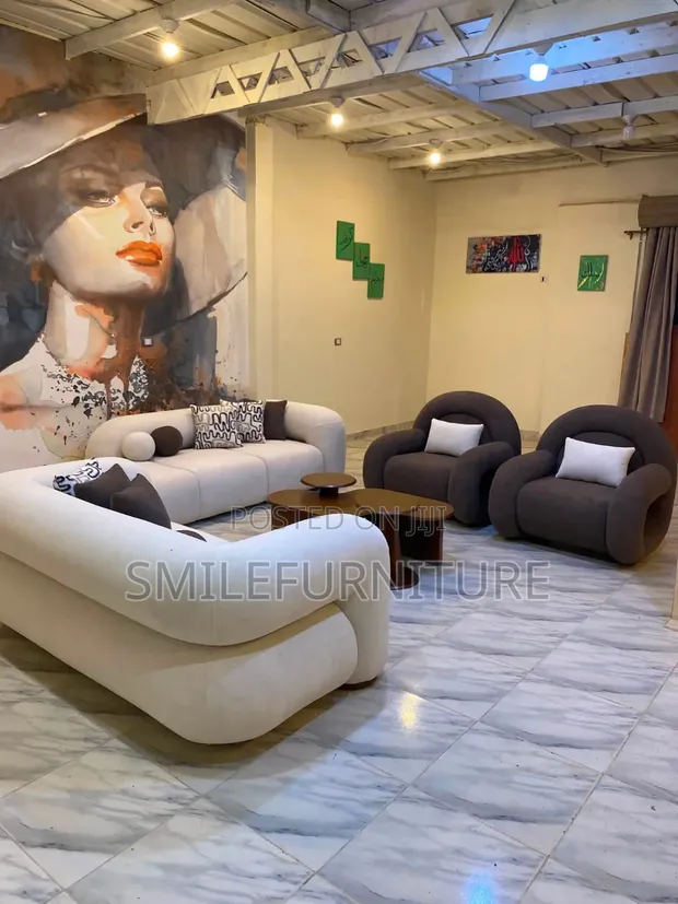 Turkish Sofa Set with Center Table - 1