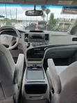 2012 Toyota Sienna XLE Mobility Brown - 5