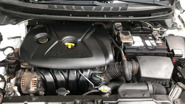 2014 Hyundai Elantra SE Sedan - Wataƙila Kasar Waje - 1