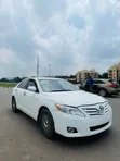 Toyota Camry 2009 White - 2