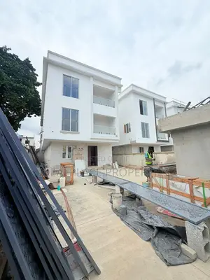 5 Bedroom Fully Detached Duplex da BQ a Ikeja GRA