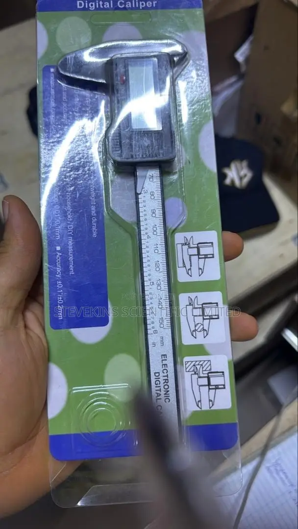 Rochas Digital Veneer Caliper 150mm - 1