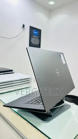Dell Precision 5540 Laptop: 16GB RAM, Intel Core i7, 512GB SSD