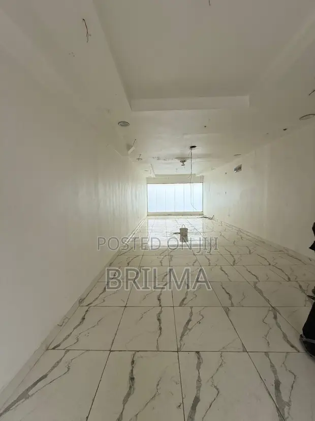 65sqm Office/Shop Space for Rent in Wuse 2, Abuja - 1