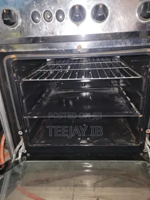 4-Burner Gas Cooker with Oven