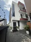 5-Bedroom Duplex don siyarwa a Lekki Phase 1 - 1