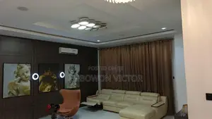 Luxury 5-Bedroom Shortlet Apartment - Fully Furnished