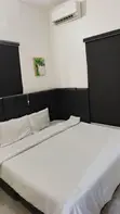 Luxury 5-Bedroom Shortlet Apartment - Cikakken Kayayyaki - 4