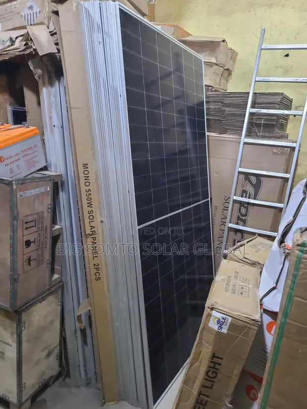 550W Monocrystalline Solar Panel - 1