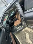 Gyaran Cikin Motoci da Sabuntawa - 3
