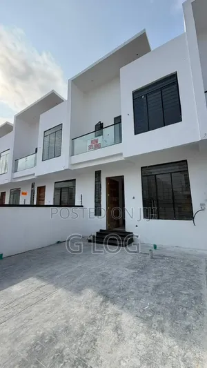 4 Bedroom Terrace Duplex for Sale a Ikota, Lagos