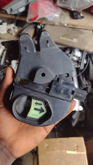 Honda Accord Booth Lock/Catcher (2008-2024)