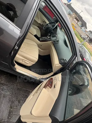 2010 Toyota Venza AWD Gray