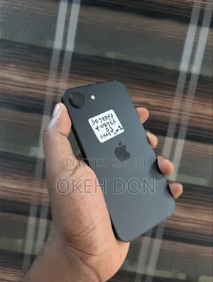 New Apple iPhone 17e 256GB Black