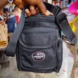 Jakar Crossbody Baƙar Fata Mai Aljihu a Gaba - 1