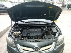 Toyota Corolla 2011 Gray