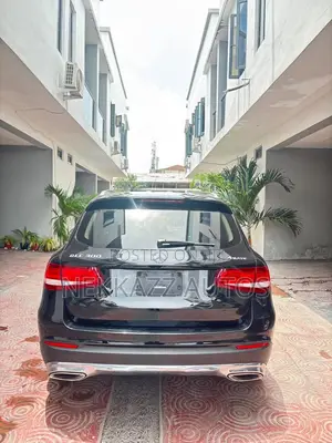 Mercedes-Benz GLC-Class 2016 Black