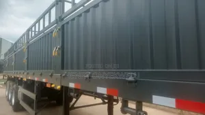 CNHTC Howo Sided Body Triple Axle Trailer