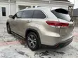2016 Toyota Highlander XLE V6 4x4 SUV Gold - 5