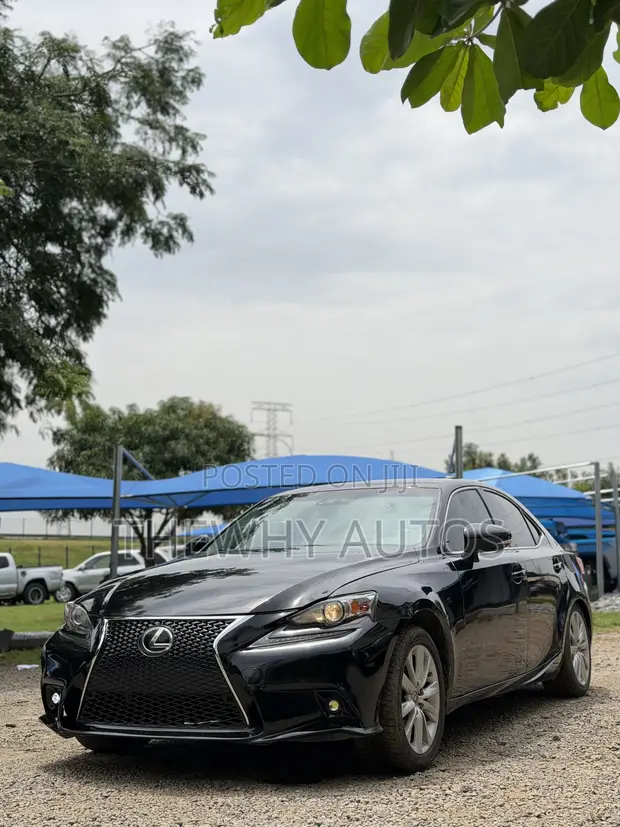 Lexus IS 250 2014 Black - 1