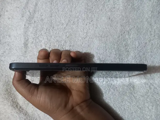 Tecno Spark 30C 128GB Grey (Na Amfani) - 1