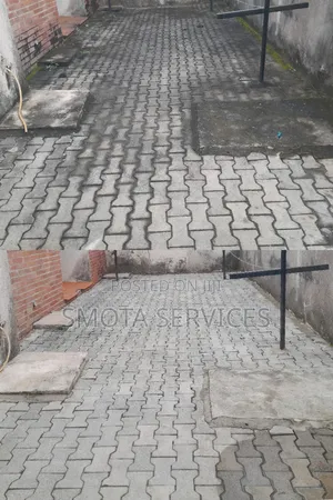 Concrete Floor Washing & Interlocking Cleaning
