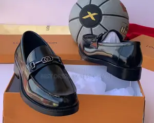 Takalman Louis Vuitton na Ofis na Maza