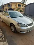 2006 Toyota Camry XLE Sedan - 4