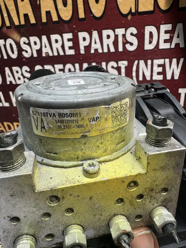 Honda Accord 2018 ABS Hydraulic Pump Assembly - 1