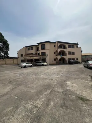 1 Acre Filin Dadi da Gine-gine a Ojodu Berger, Lagos