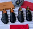 Sabbin Takalman Jaka na Louis Vuitton & Valentino na Maza - 2