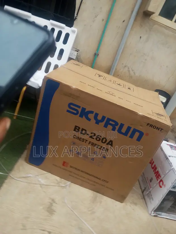 Skyrun 260L Reliable Chest Freezer - 1